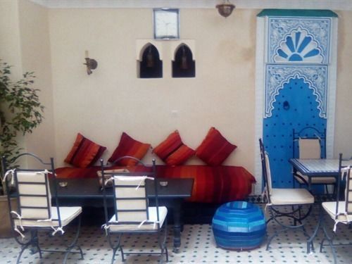 Sarah Sabrina Couette-café Marrakesh