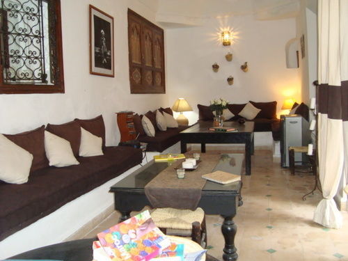 Noor Charana 3*