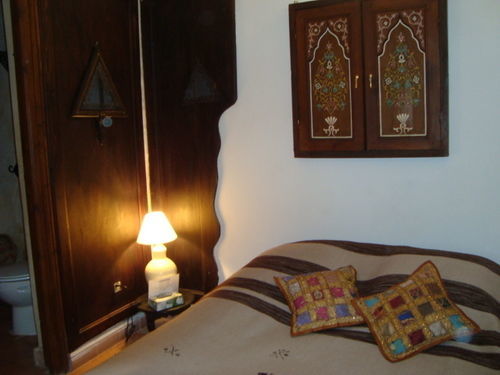 Noor Charana 3*