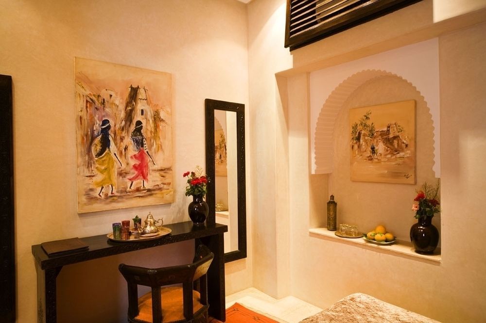 Slitine & Riad 4*
