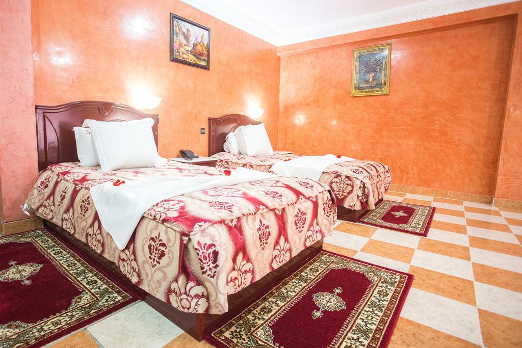 Hotel Les Ambassadeurs 4*