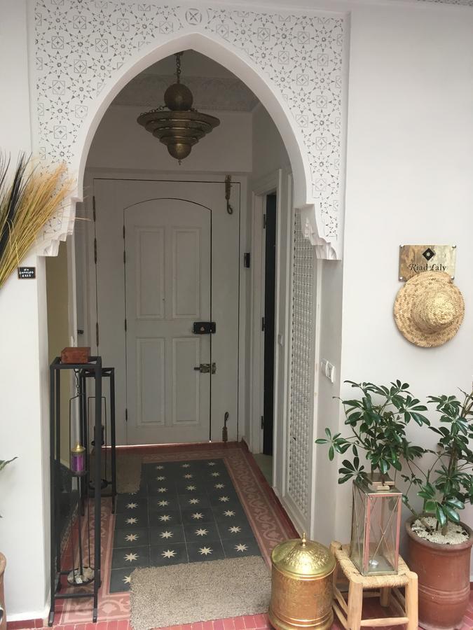 Riad Laly Tourisme Eclaire Le Bijou De La Medina 3*