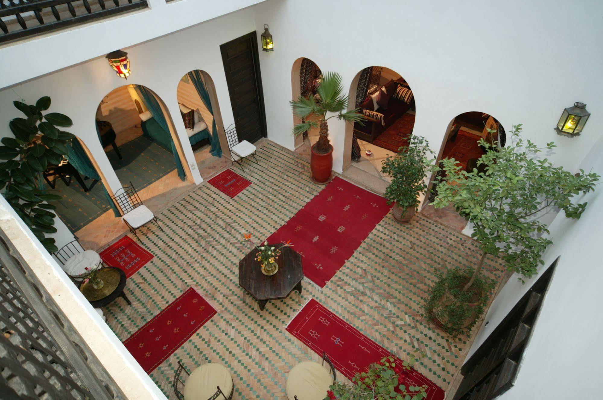 Les Trois Mages Hotel 3*