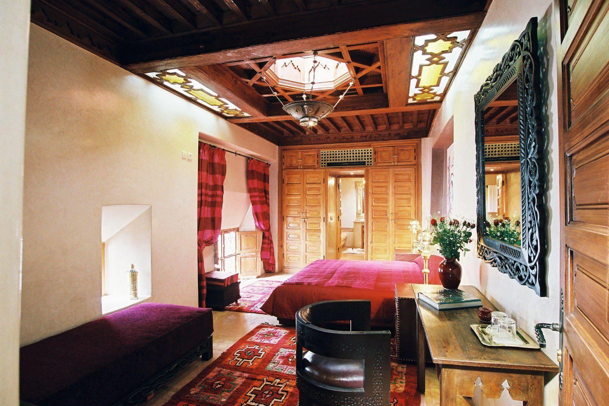 Riad Slitine & 4*