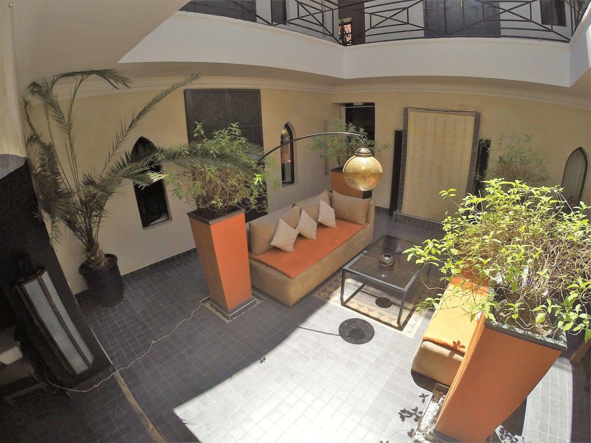Riad Pierres Et Saveurs Soleil