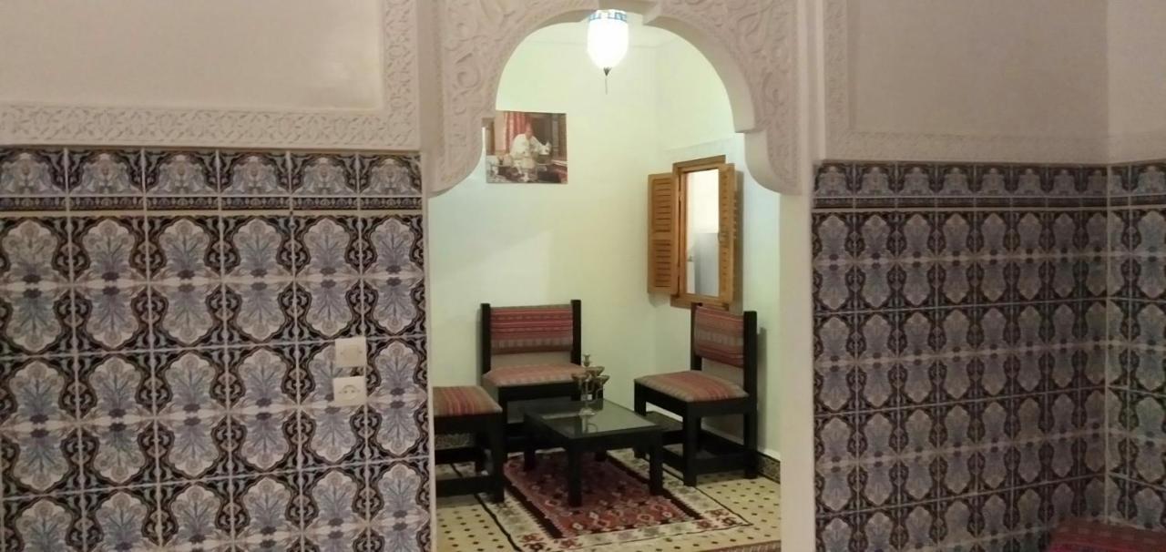 Dar Hajar *