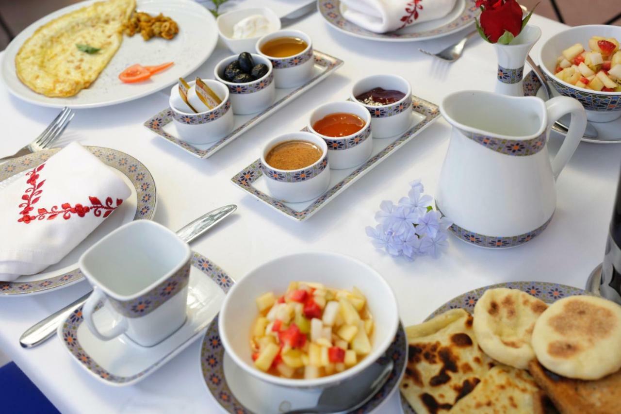 Guest house Elegancia Boutique & 4*
