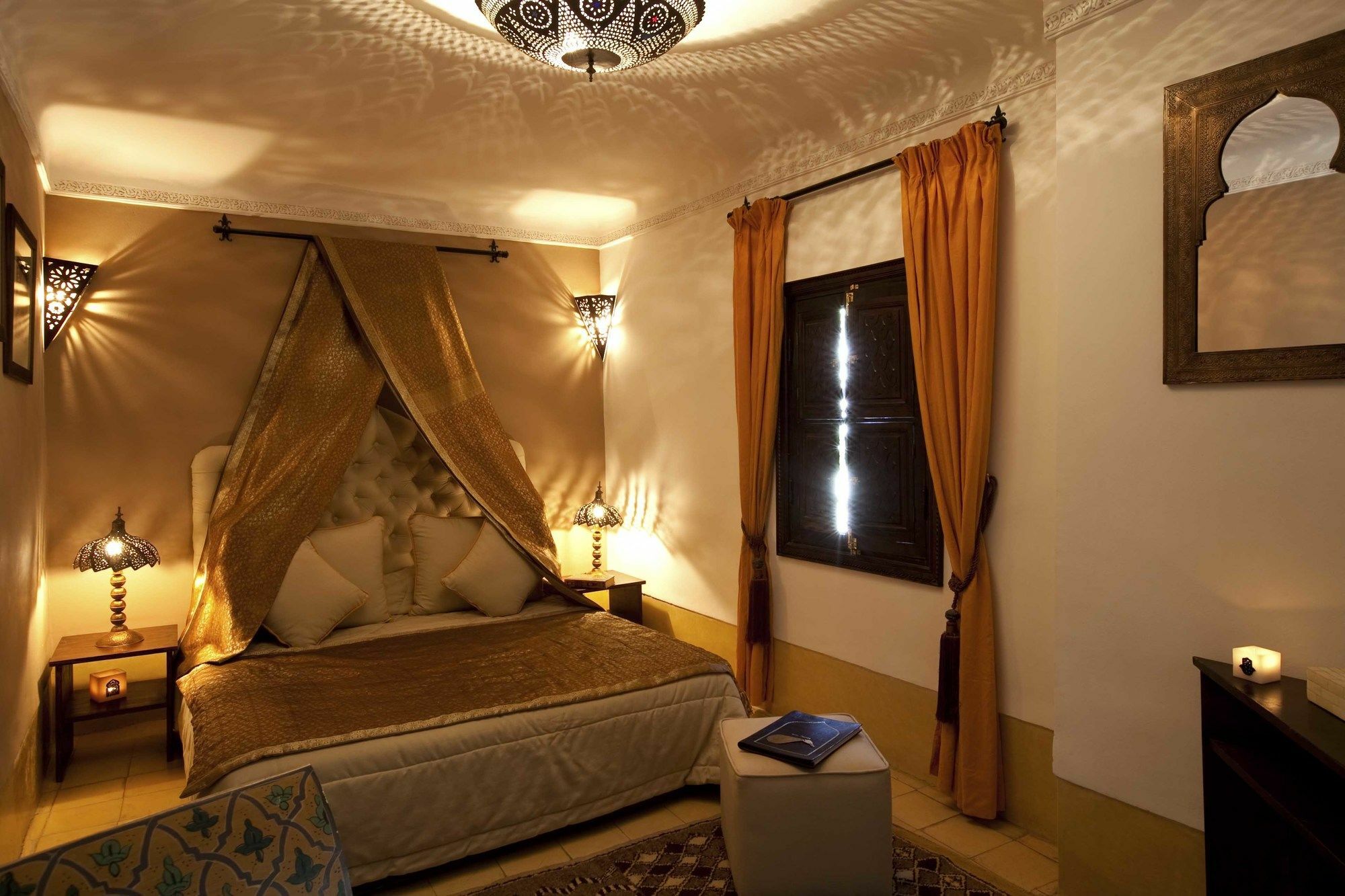 Riad Assouel
