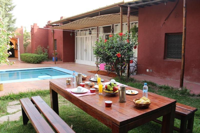 Palm Bed & Breakfast *