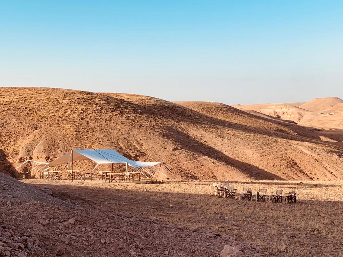 Camp Cameleon Luxury tent