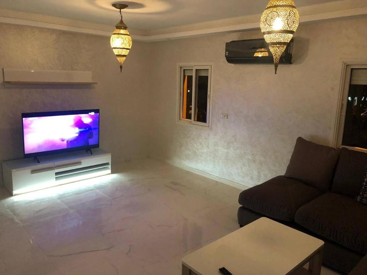 “yallah”riyad Triplex For 6 Persons Max *