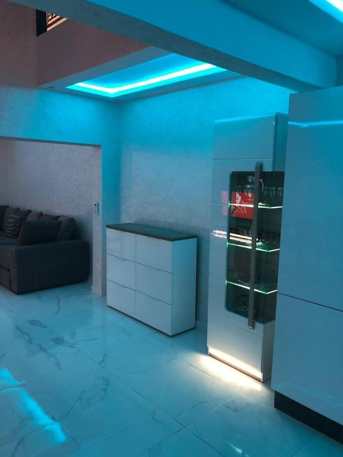 Apartment “yallah”riyad Triplex For 6 Persons Max *