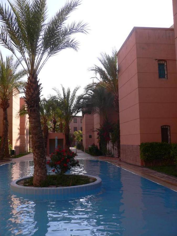 Apartment “yallah”riyad Triplex For 6 Persons Max