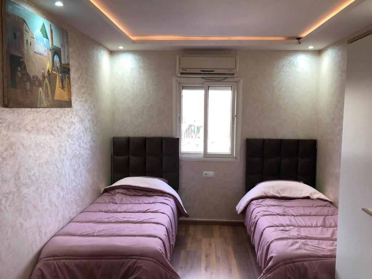 “yallah”riyad Triplex For 6 Persons Max *