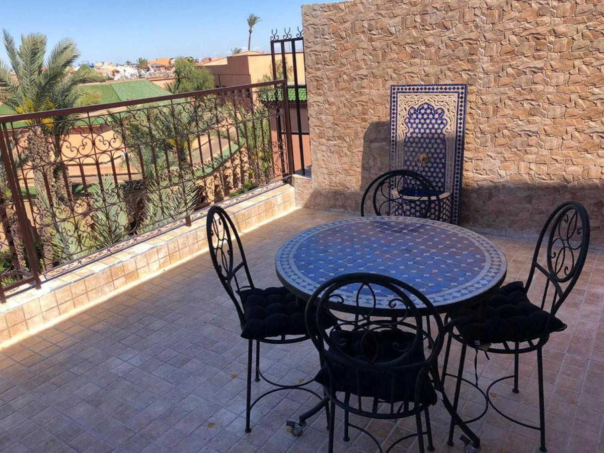 Apartment “yallah”riyad Triplex For 6 Persons Max