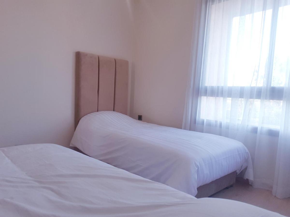 Appartement Marrakech Golf City -Corail- *